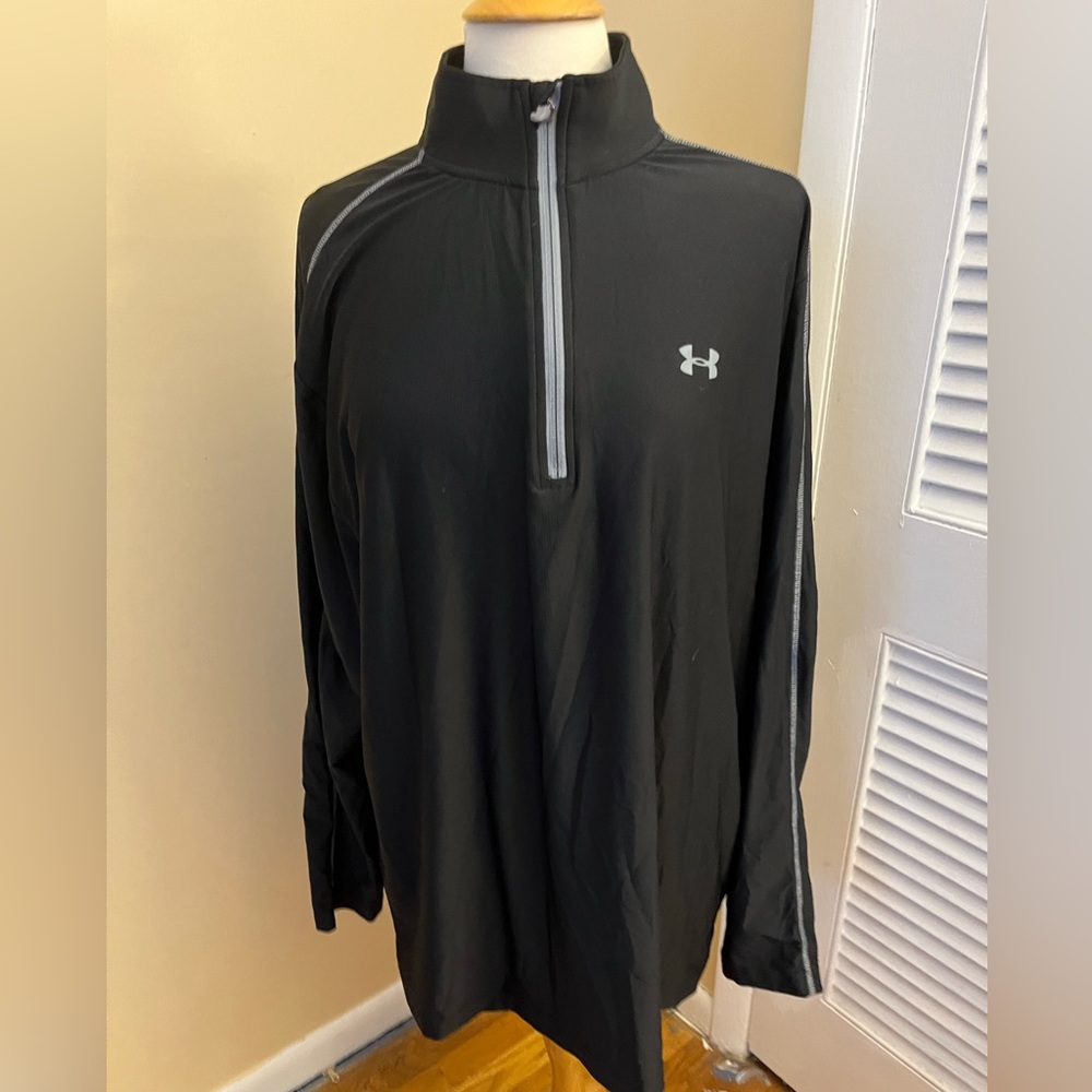 Men’s Under Armour lightweight jacket